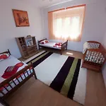 -sema بيت شباب *